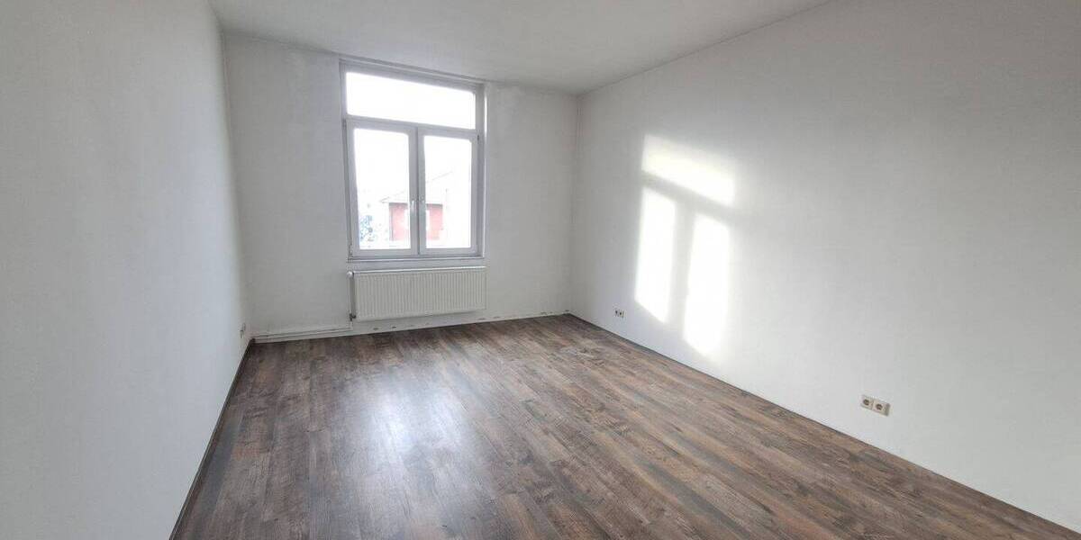 Etagenwohnung Bremerhaven Mitte - 3 Zimmer, 84 m&sup2;, 540&euro; | Angebot:26687696