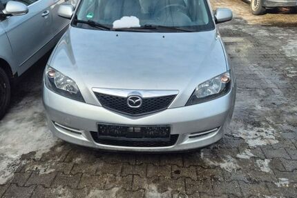 Mazda 2 133.500 km 2.100 &euro; Lenggries 83661