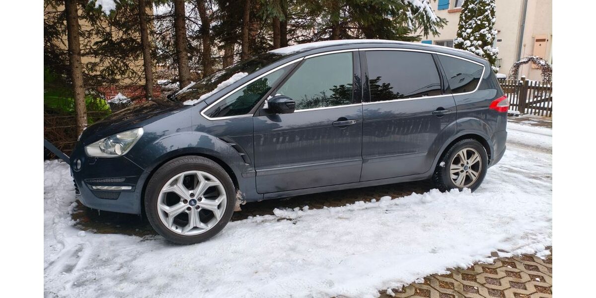 Ford S-Max 180.995 km 4.999 &euro; Bitterfeld-Wolfen 06766