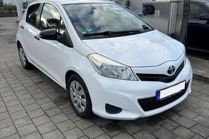 Toyota Yaris 126.000 km 6.499 € Bretten 75015