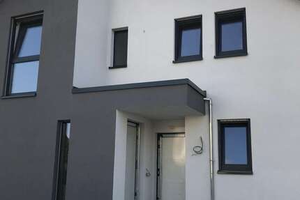 Wohnung zum Mieten in Hildesheim 1.200 € 104 m² 4 zimmer