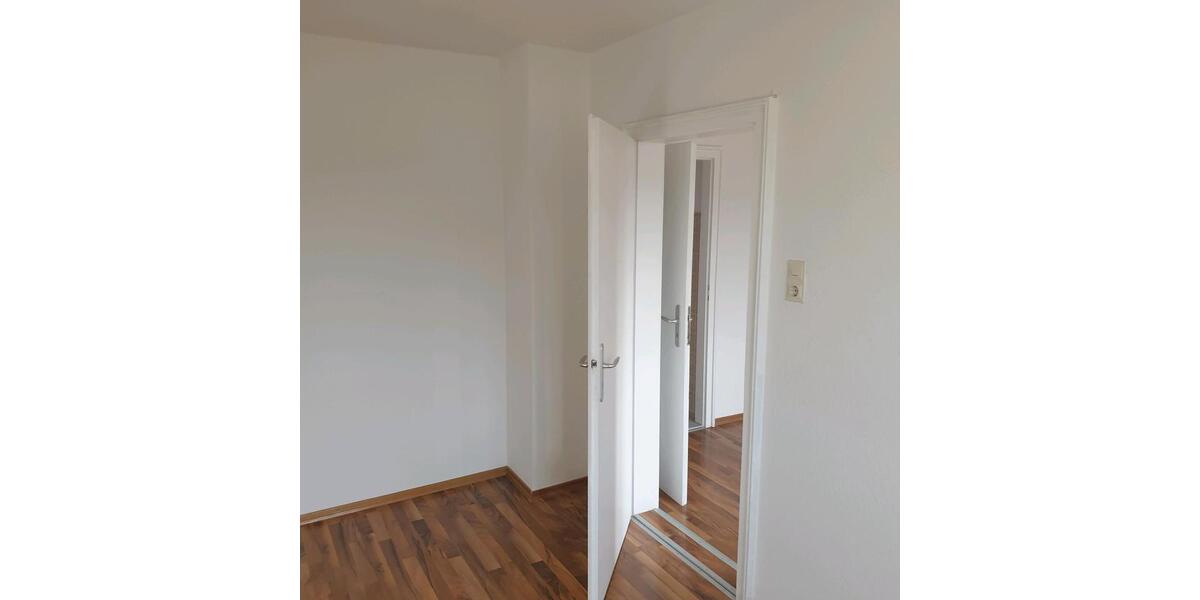 Etagenwohnung Freilassing - 2.5 Zimmer, 57 m&sup2;, 219.000&euro; | Angebot:26402340