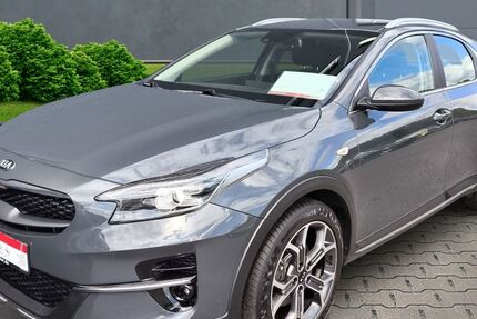 Kia XCeed 61.000 km 17.870 € Marktredwitz 95615
