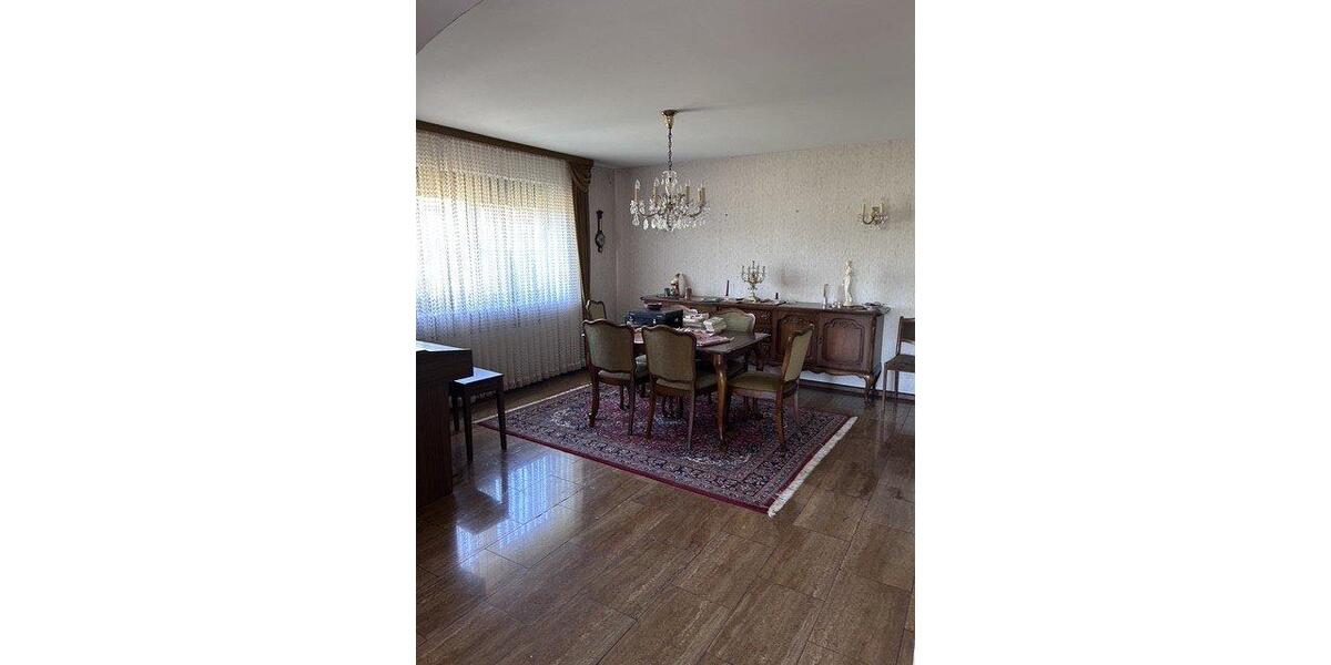 Einfamilienhaus Blieskastel - 12 Zimmer, 260 m&sup2;, 344.000&euro; | Angebot:27126800