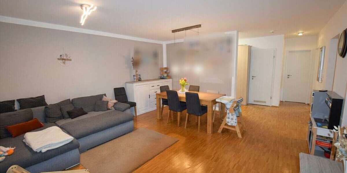 Etagenwohnung Feuchtwangen - 3 Zimmer, 89 m&sup2;, 880&euro; | Angebot:25454231