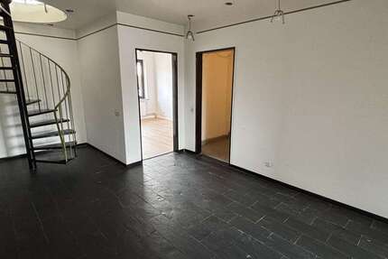 Wohnung Bremen Walle - 5 Zimmer, 160 m&sup2;, 1.600&euro; | Angebot:27069022