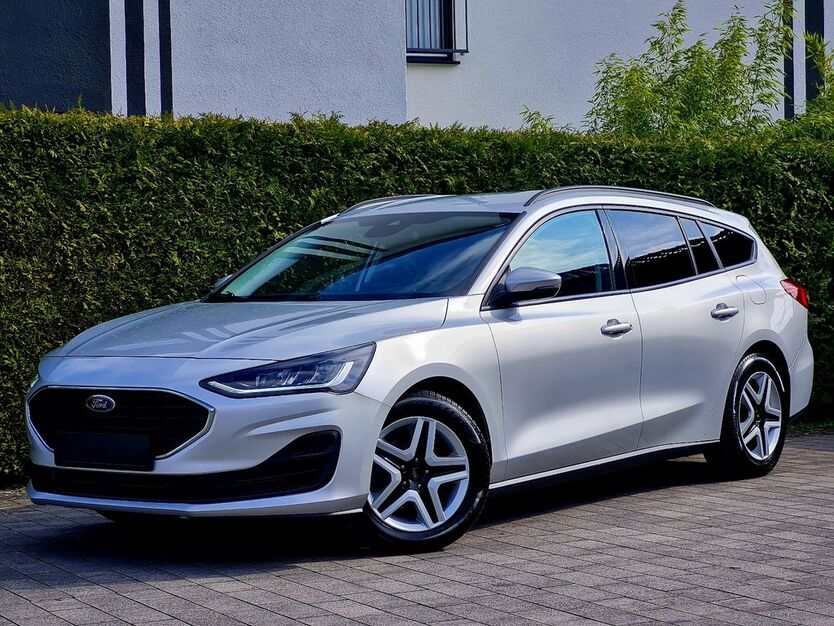 Ford Focus 158.000 km 12.999 € Bad Lippspringe 33175