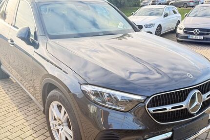Mercedes-Benz GLC 220 8.850 km 58.850 € Magdeburg 39120