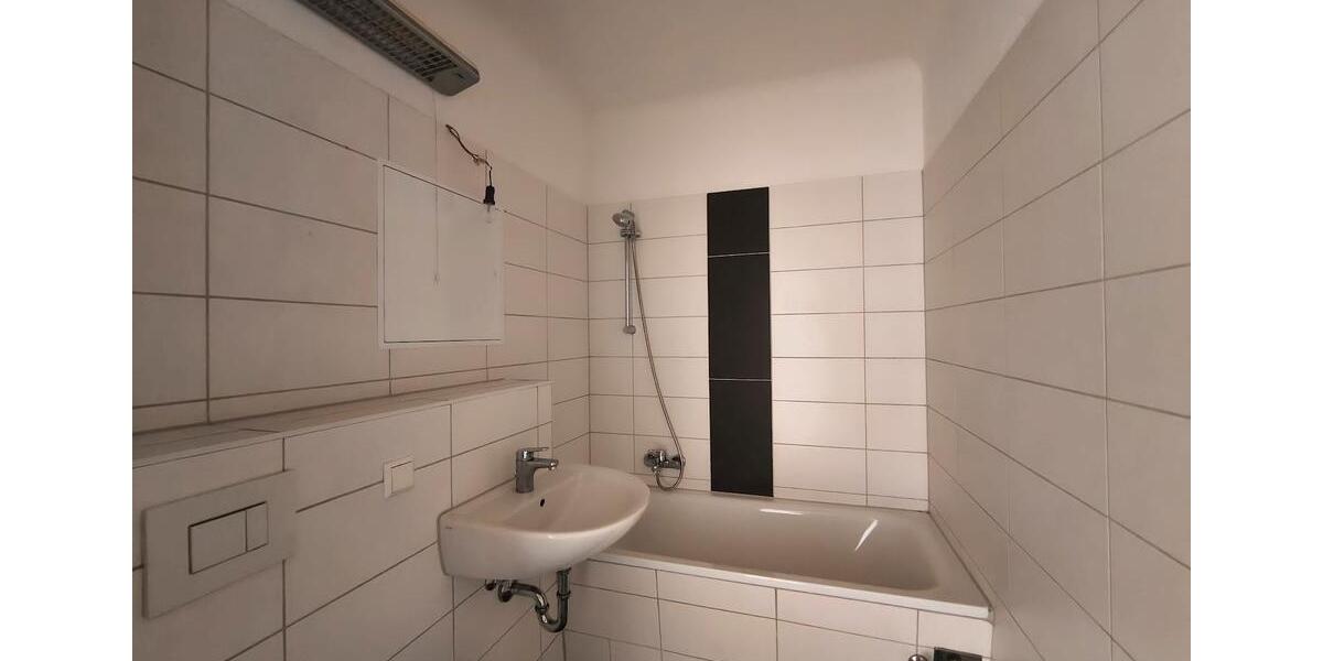 Etagenwohnung Delitzsch - 4 Zimmer, 74 m&sup2;, 518&euro; | Angebot:24976790