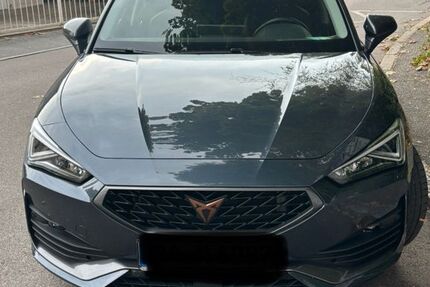 Cupra Leon 29.800 km 28.390 € Passau 94032