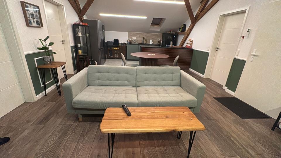 Dachgeschoßwohnung Graben-Neudorf Neudorf - 2.5 Zimmer, 80 m&sup2;, 1.230&euro; | Angebot:24441389