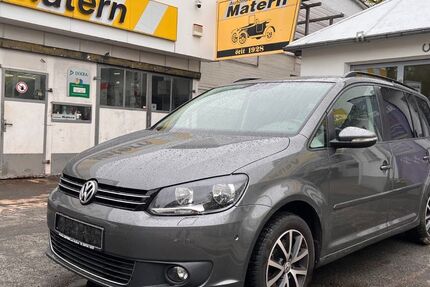 VW Touran 146.400 km 7.490 &euro; Grabow 19300