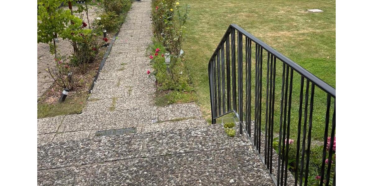 Einfamilienhaus Hameln Kernstadt - 8 Zimmer, 216 m&sup2;, 1.890&euro; | Angebot:26056469