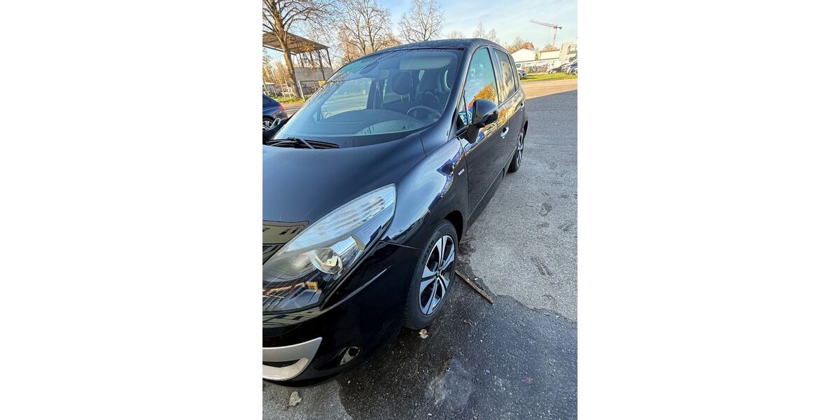 Renault Scenic 124.912 km 5.400 € Dachau 85221