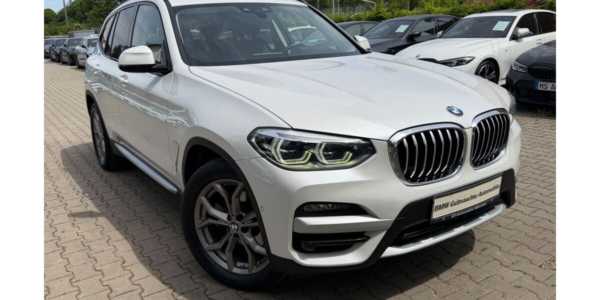 BMW X3 180.000 km 21.950 &euro; München 81243