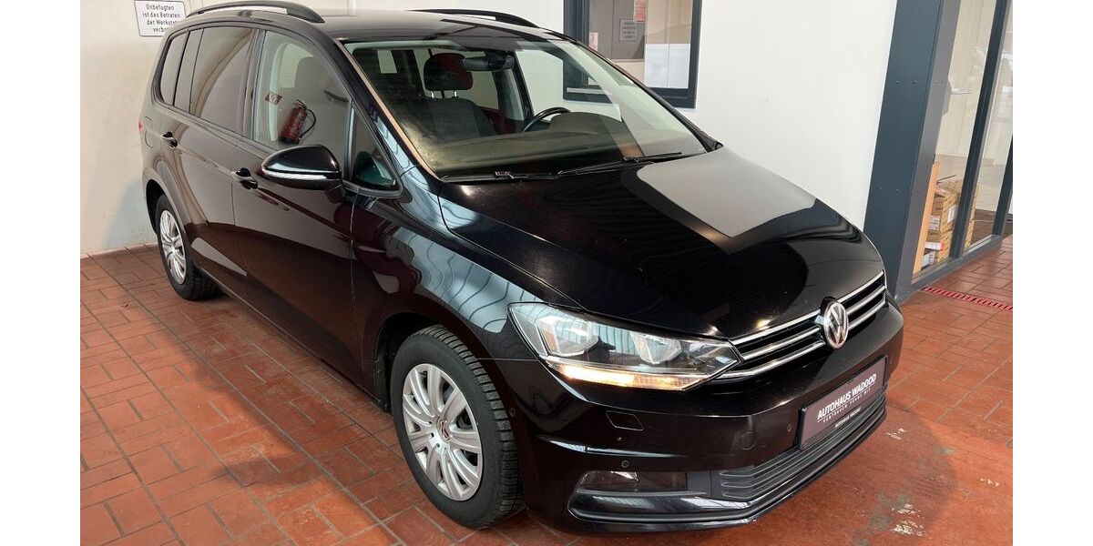 VW Touran 121.522 km 16.999 &euro; Henstedt-Ulzburg (bei Hamburg) 24558