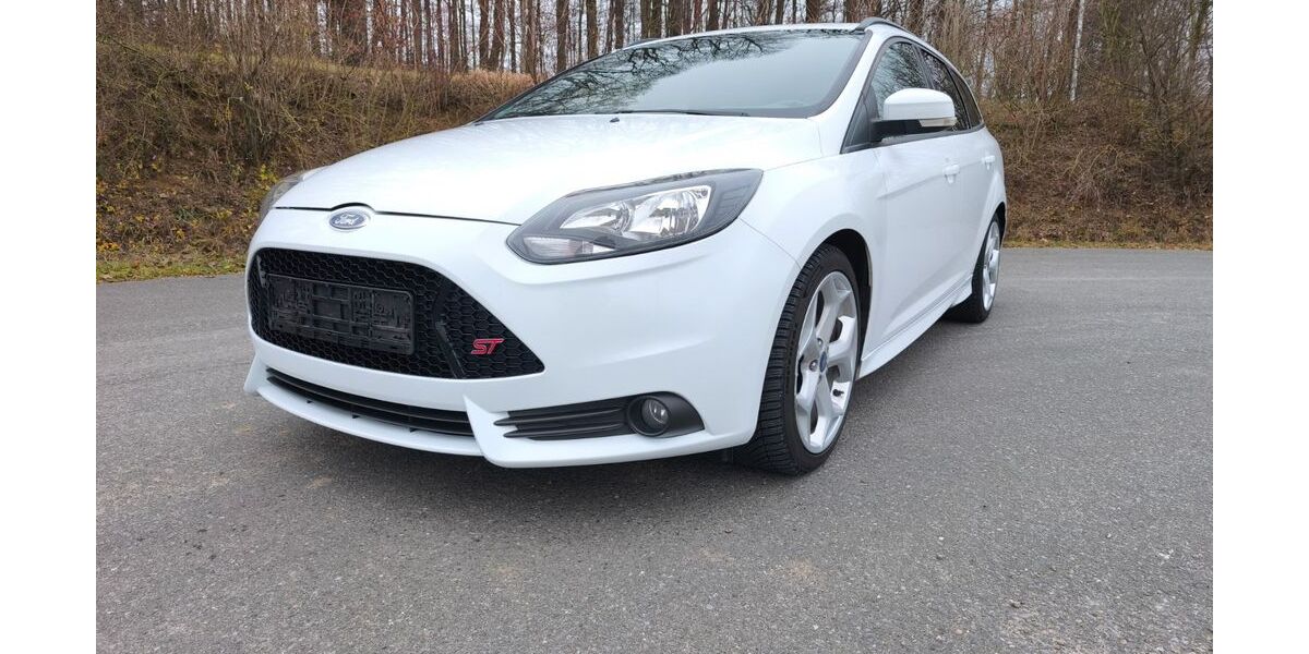 Ford Focus 177.500 km 9.199 &euro; Kalefeld 37590