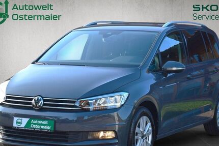 VW Touran 9.385 km 28.790 &euro; Tacherting 83342