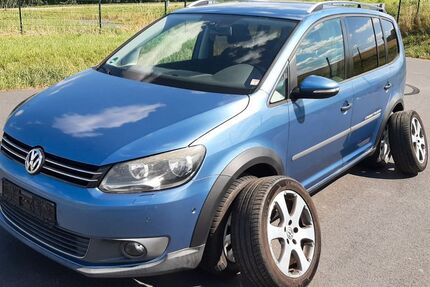 VW Touran 199.000 km 4.990 &euro; Dresden 01259