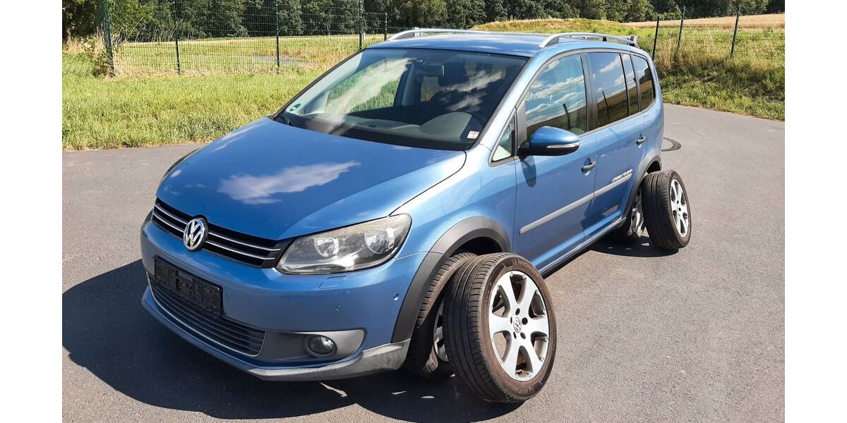 VW Touran 199.000 km 4.990 &euro; Dresden 01259