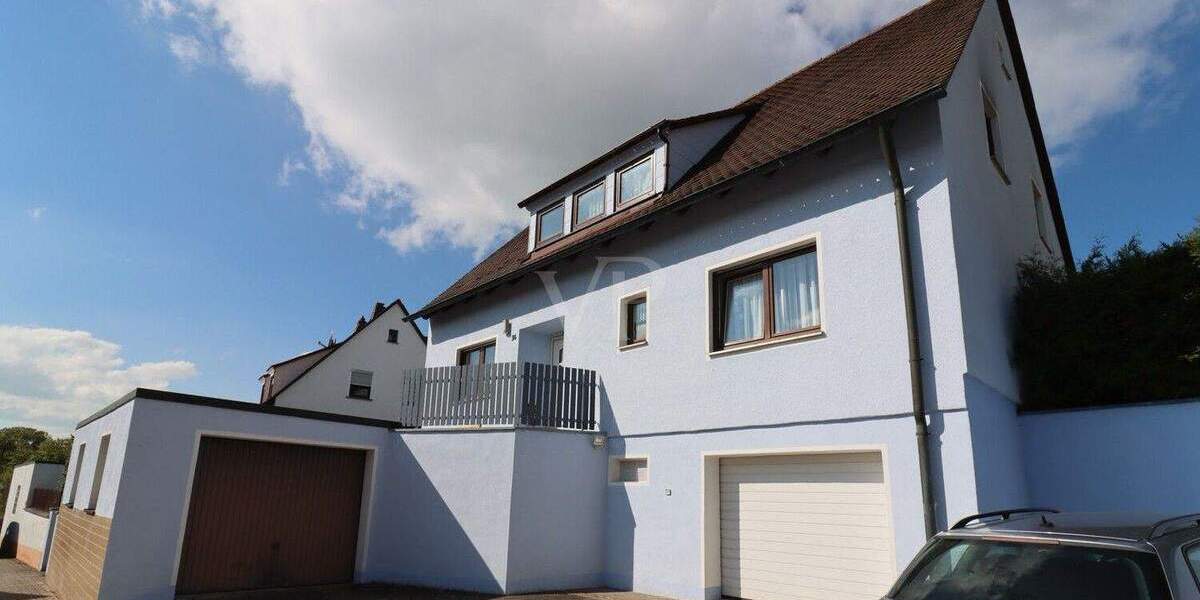 Mehrfamilienhaus, Wohnhaus Lehrberg Gräfenbuch - 7 Zimmer, 188 m&sup2;, 359.000&euro; | Angebot:25679034