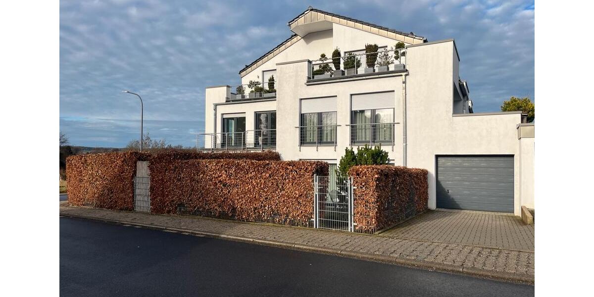 Wohnung, Erdgeschosswohnung , Terrasse, Garten, Garage 3 zimmer