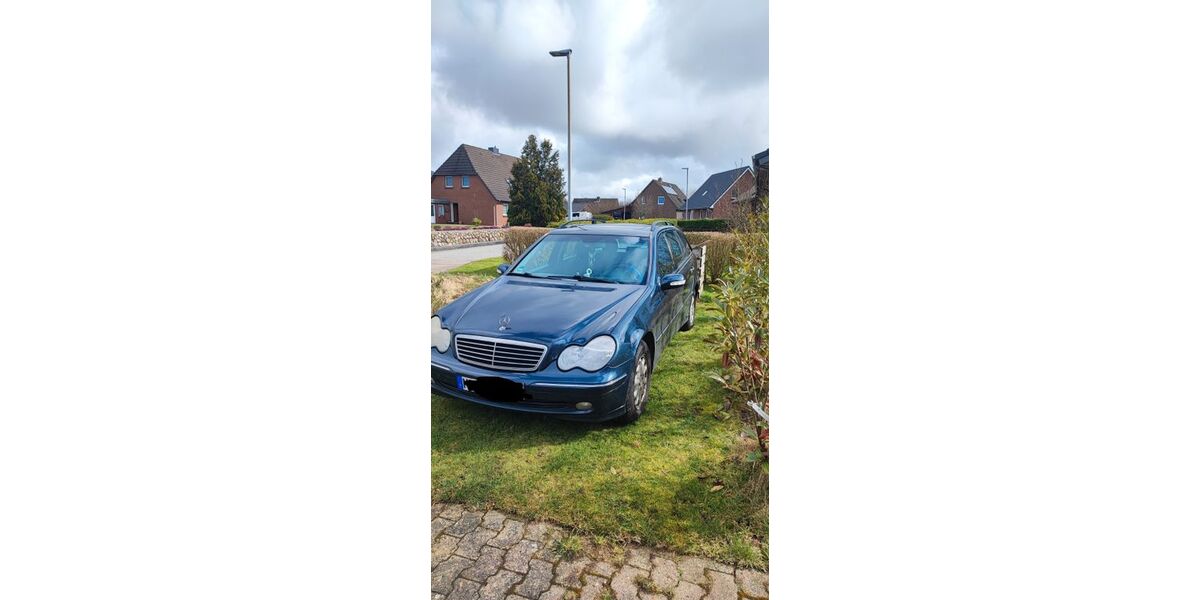 Mercedes-Benz 200 330.487 km 3.000 &euro; Bredstedt 25821