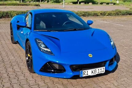 Lotus Emira