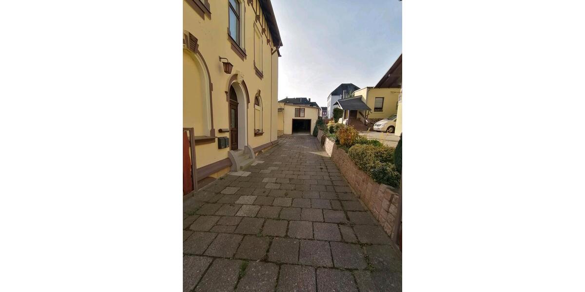 Mehrfamilienhaus, Wohnhaus Ellefeld - 19 Zimmer, 300 m&sup2;, 117.500&euro; | Angebot:26802707