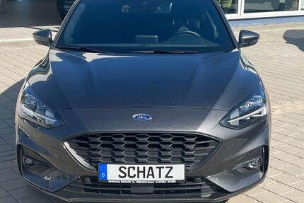 Ford Focus 58.000 km 21.460 € Willstätt 77731