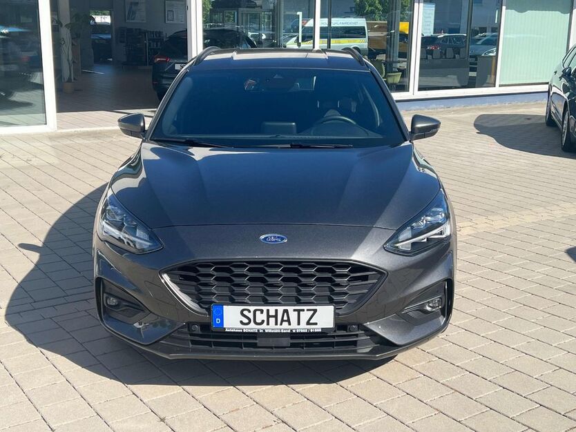 Ford Focus 58.000 km 21.460 € Willstätt 77731