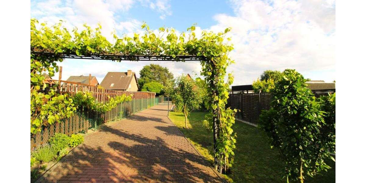 Reihenmittelhaus Heinsberg Oberbruch - 6 Zimmer, 172 m&sup2;, 280.000&euro; | Angebot:25472682