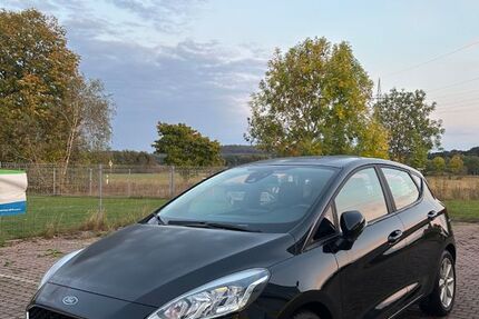 Ford Fiesta 49.158 km 12.499 € Butzbach 35510