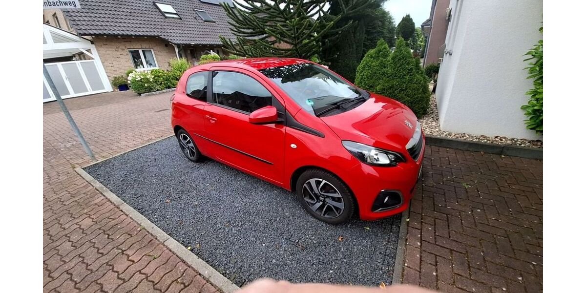 Peugeot 108 59.000 km 7.000 &euro; Isselburg 46419
