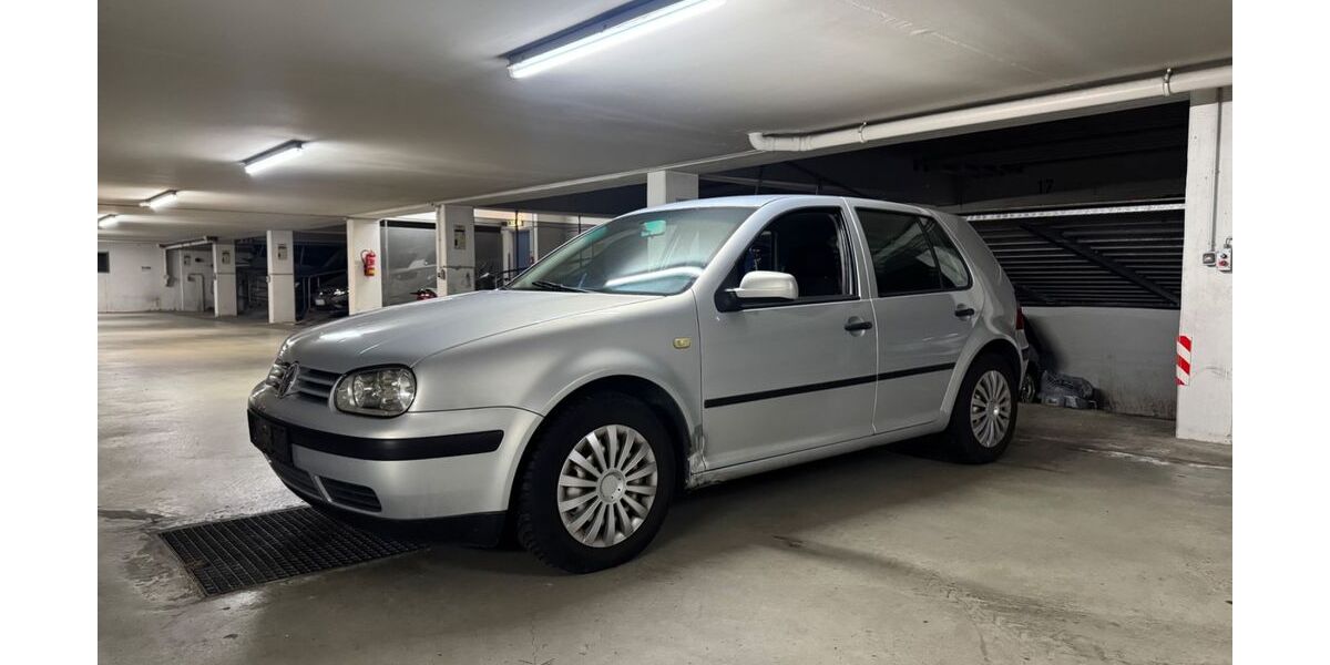 VW Golf 210.000 km 600 &euro; Königsbrunn 86343