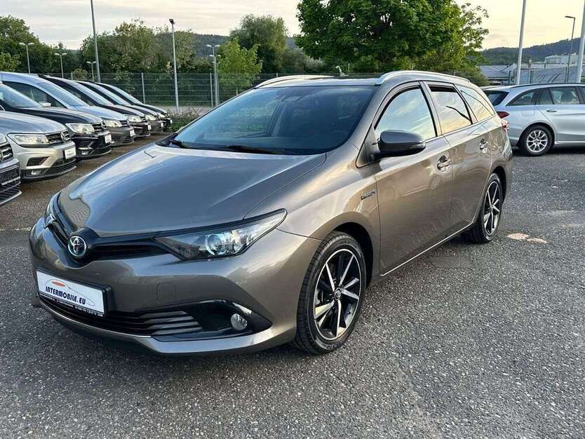 Auris