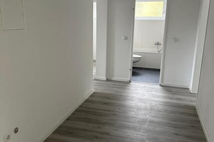 Frisch ren. 4-Zimmer-Wohnung in Dillenburg 35683,Driedorfstraße 2