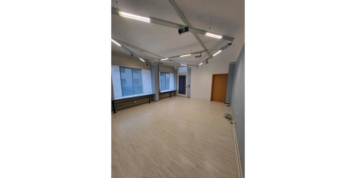 Attraktiver Geschäftsraum Gewerberaum in Witten ab sofort zimmer