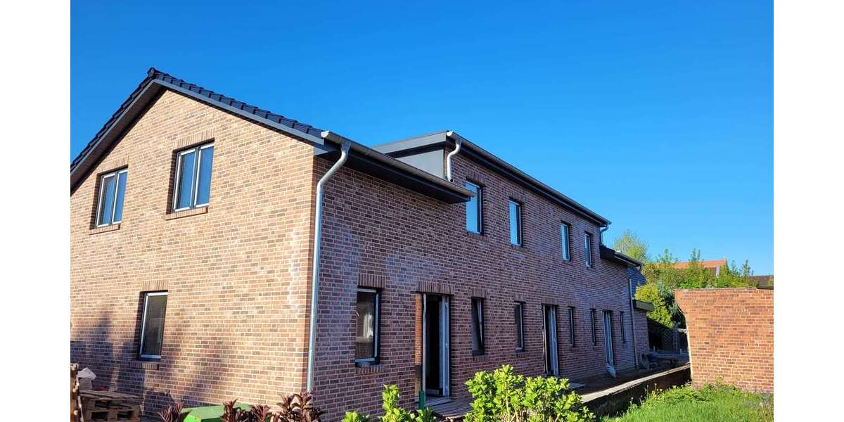Einfamilienhaus Büdelsdorf - 5 Zimmer, 115 m&sup2;, 1.590&euro; | Angebot:24446822