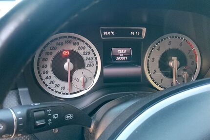 Mercedes-Benz A 200 203.021 km 8.700 € Birenbach 73102