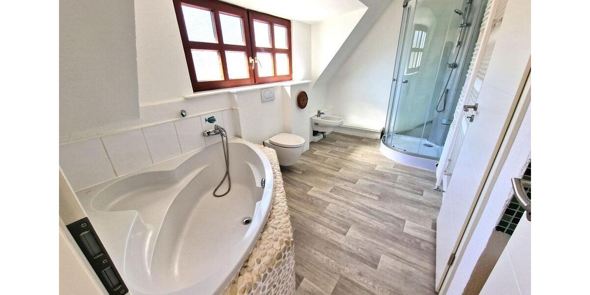 Einfamilienhaus Haßloch - 5 Zimmer, 145 m&sup2;, 1.600&euro; | Angebot:26307148