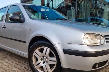 VW Golf 223.500 km 1.950 &euro; Wolfsburg 38446