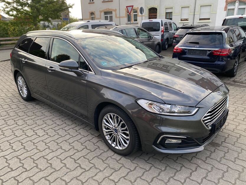 Ford Mondeo 156.430 km 12.990 € Zwickau 08058