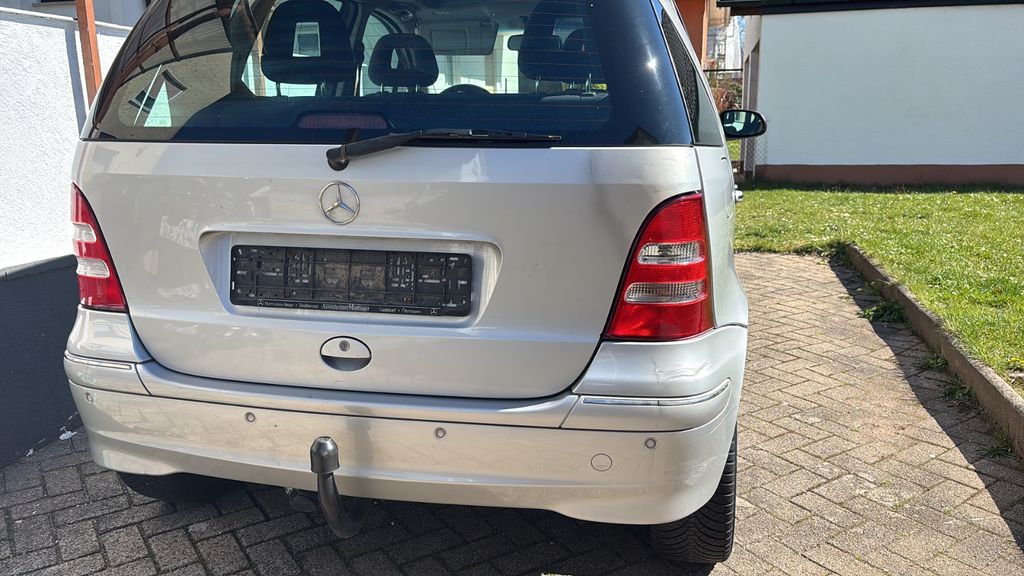 Mercedes-Benz A 190 125.000 km 3.333 &euro; Gaggenau 76571