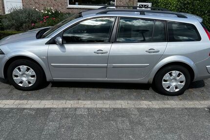 Renault Megane 179.000 km 2.550 &euro; Viersen 41749