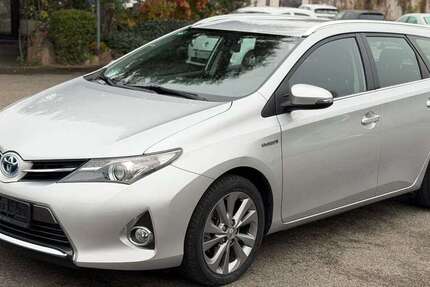 Toyota Auris 184.000 km 9.490 € Möglingen 71696