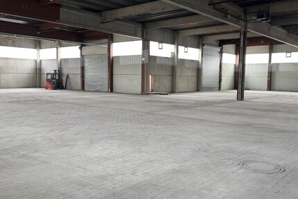 MIETE: Kalthalle in Bayreuth 660 m² und 880 m² Nutzfläche - Gewerbeobjekt Bayreuth Bernecker Straße / Insel / Riedelsberg | Angebot:27095968