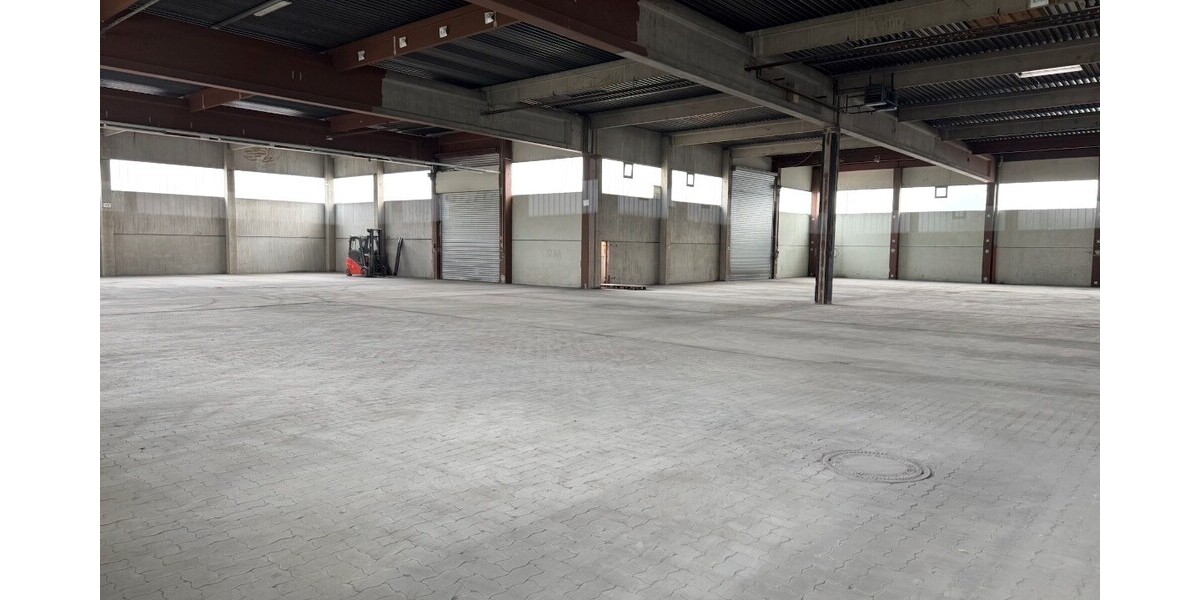 MIETE: Kalthalle in Bayreuth 660 m² und 880 m² Nutzfläche - Gewerbeobjekt Bayreuth Bernecker Straße / Insel / Riedelsberg | Angebot:27095968