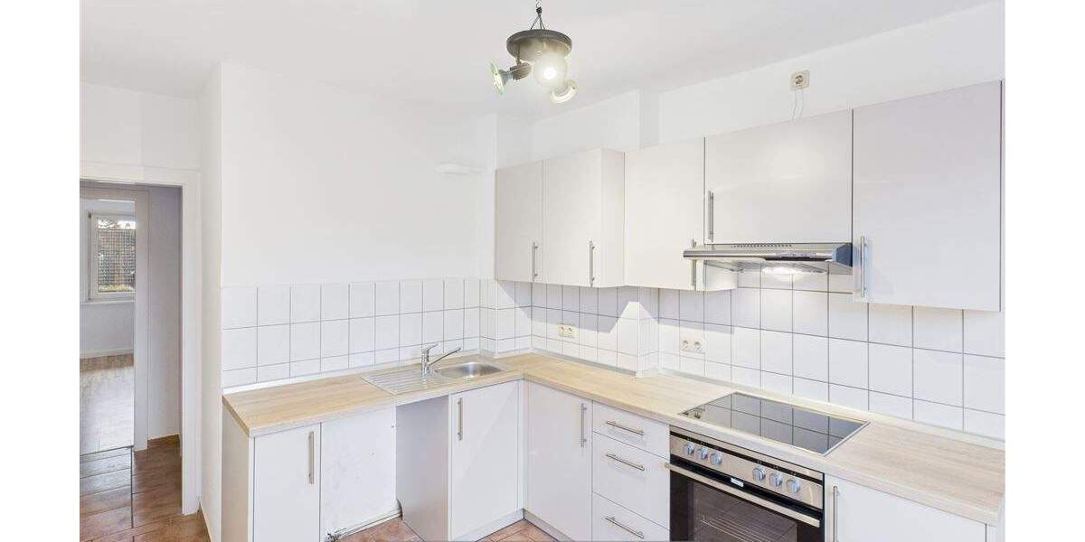 Renovierte 3-Zimmer-Wohnung mit Einbauküche und Balkon 3 zimmer