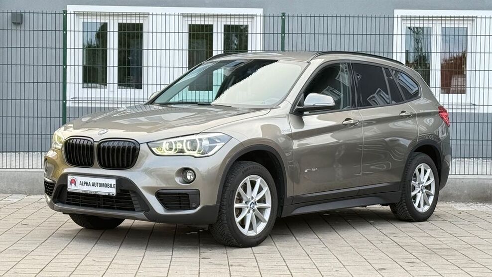 BMW X1 100.000 km 15.690 € München 81243